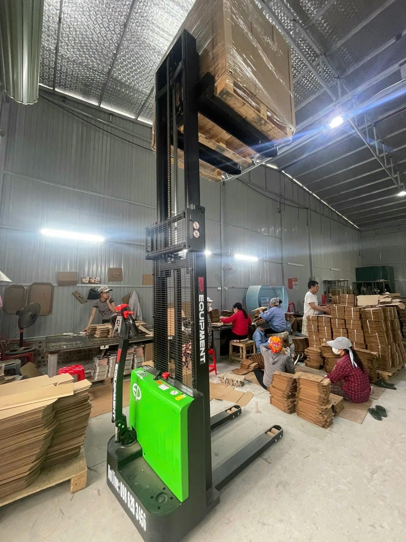 Báo giá xe nâng tay điện 3.5 tấn